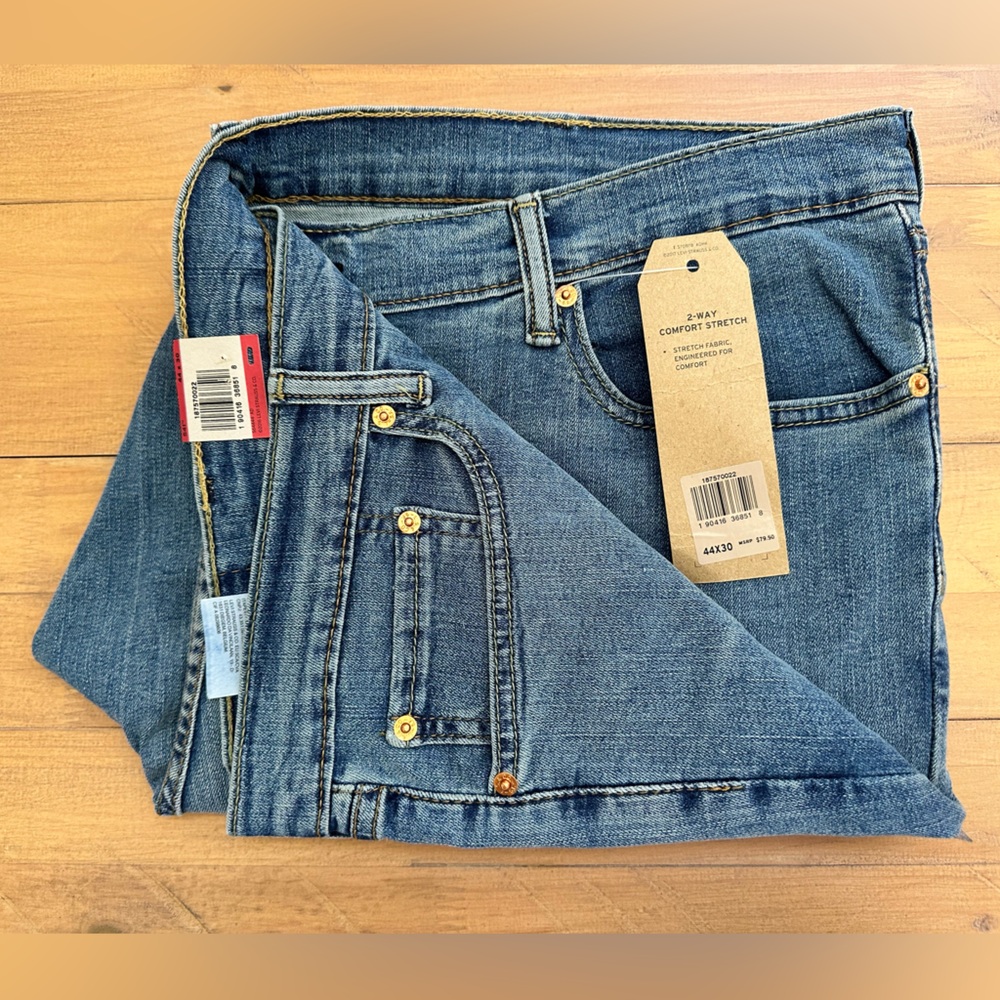 Levi's Blue Denim Jeans with Red Tag